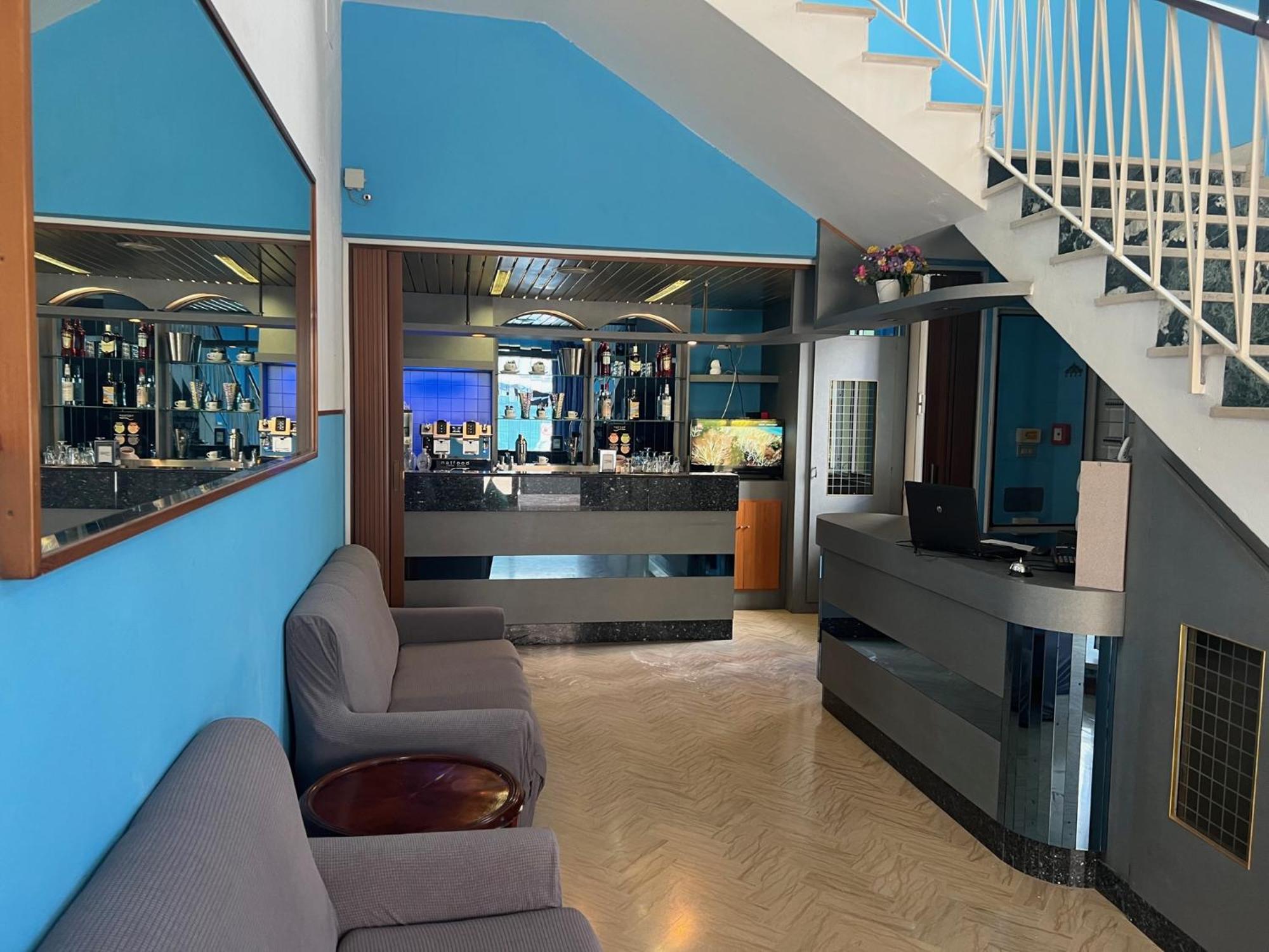 Hotel Estense ريميني المظهر الخارجي الصورة
