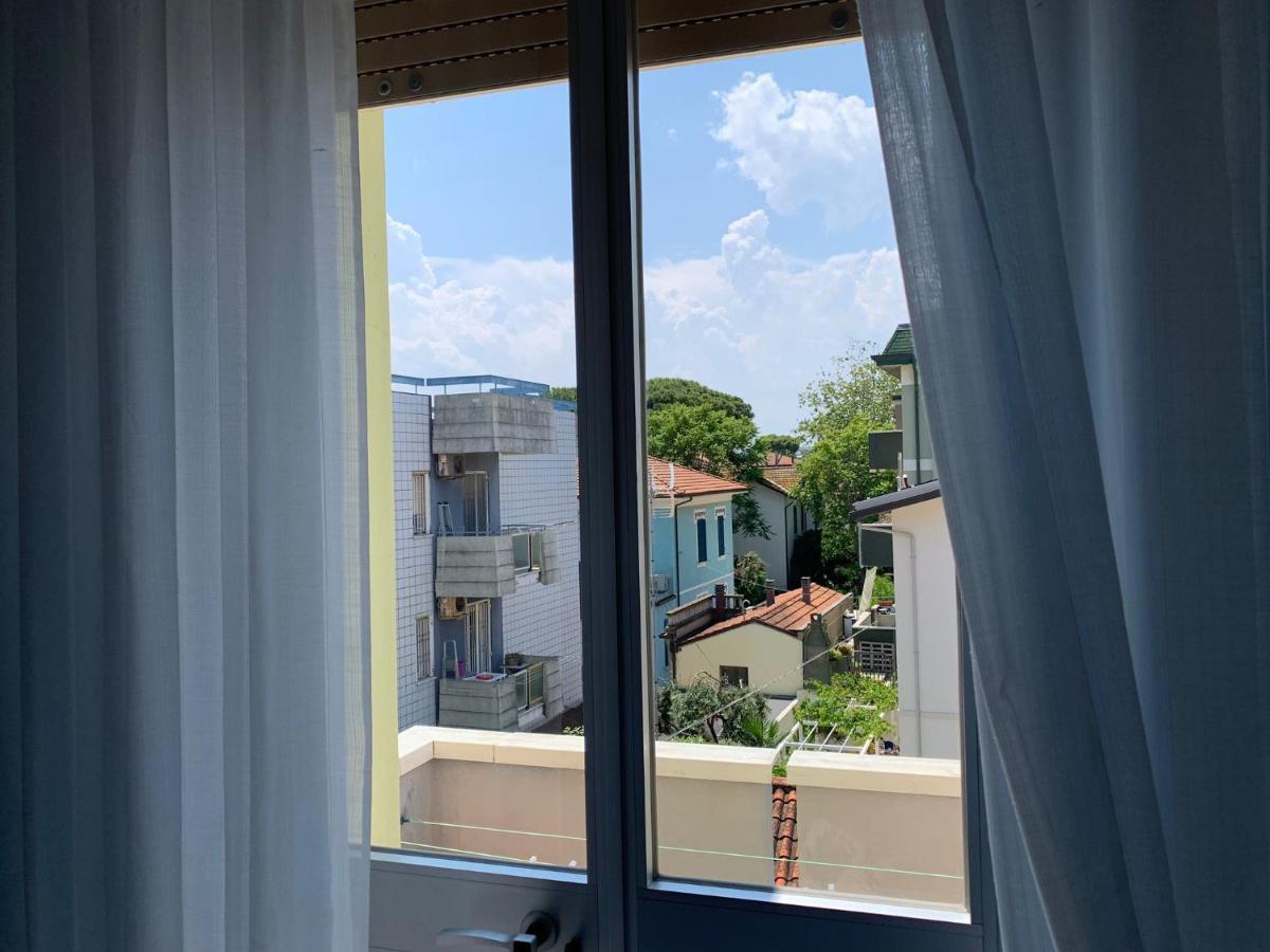 Hotel Estense ريميني المظهر الخارجي الصورة