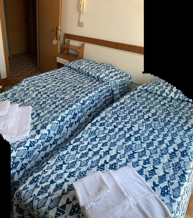 Hotel Estense ريميني المظهر الخارجي الصورة